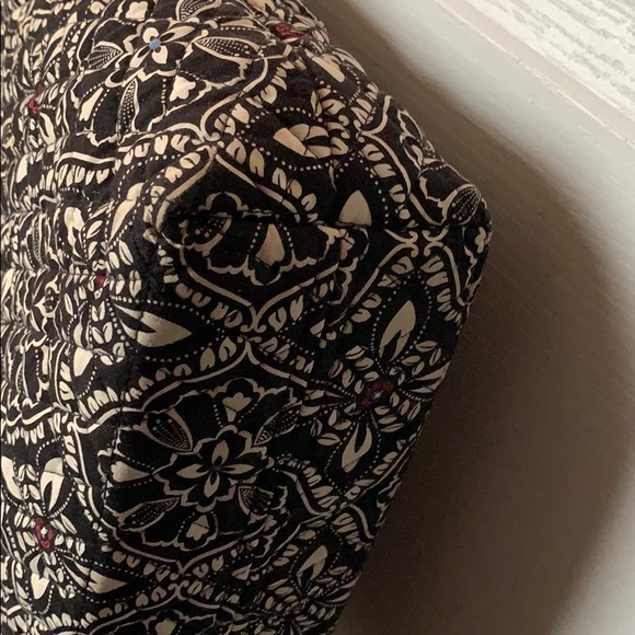 Vera Bradley Bag - Picture 6 of 7